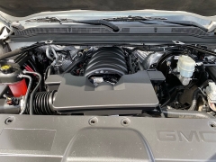 Used 2016  GMC Yukon XL 4d SUV 4WD Denali at Ideal Cars Llc near Mesa&comma; AZ