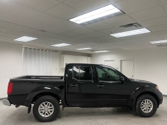 Used 2017  Nissan Frontier 2WD Crew Cab SV at Ideal Cars Llc near Mesa, AZ