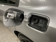 Used 2016  Dodge Charger 4d Sedan SXT at Ideal Cars Llc near Mesa&comma; AZ