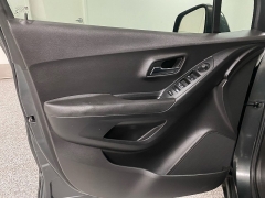 Used 2019 Chevrolet Trax 4d SUV FWD LS at Ideal Cars Llc near Mesa, AZ