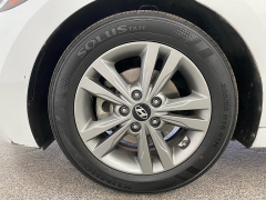 Used 2018  Hyundai Elantra 4d Sedan SEL at Ideal Cars Llc near Mesa&comma; AZ