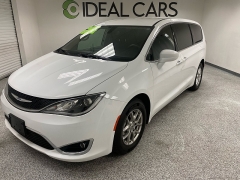 Used 2020 Chrysler Pacifica 4d Wagon Touring at Ideal Cars Llc near Mesa, AZ
