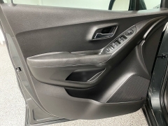 Used 2019 Chevrolet Trax 4d SUV FWD LT at Ideal Cars Llc near Mesa, AZ
