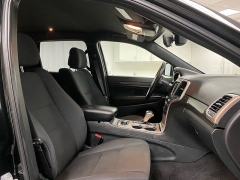 Used 2017  Jeep Grand Cherokee 4d SUV 4WD Laredo at Ideal Cars Llc near Mesa&comma; AZ