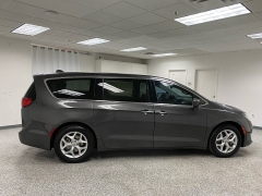Used 2018 Chrysler Pacifica 4d Wagon Touring Plus at Ideal Cars Llc near Mesa, AZ