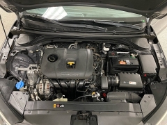 Used 2019  Hyundai Elantra 4d Sedan Value at Ideal Cars Llc near Mesa&comma; AZ