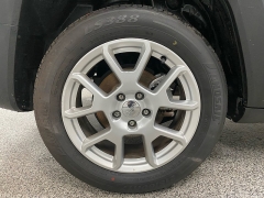 Used 2021 Jeep Renegade Latitude FWD at Ideal Cars Llc near Mesa, AZ