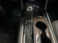 Used 2020  Chevrolet Malibu 4d Sedan Premier at Ideal Cars Llc near Mesa&comma; AZ