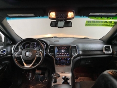 Used 2015  Jeep Grand Cherokee 4d SUV 2WD Laredo Altitude at Ideal Cars Llc near Mesa&comma; AZ