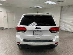 Used 2019  Jeep Grand Cherokee 4d SUV 2WD Laredo Upland at Ideal Cars Llc near Mesa, AZ