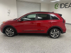 Used 2018 Kia Niro 4d SUV Touring at Ideal Cars Llc near Mesa, AZ