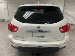 Used 2019  Nissan Pathfinder 4d SUV FWD SL at Ideal Cars Llc near Mesa&comma; AZ