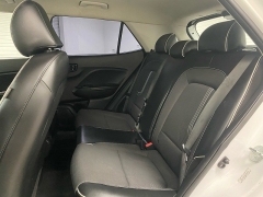 Used 2023  Hyundai Venue Limited IVT at Ideal Cars Llc near Mesa&comma; AZ