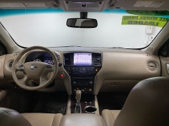Used 2015  Nissan Pathfinder 4d SUV 4WD Platinum at Ideal Cars Llc near Mesa&comma; AZ