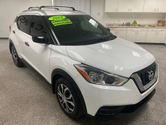 Used 2018  Nissan Kicks 4d SUV FWD S at Ideal Cars Llc near Mesa&comma; AZ