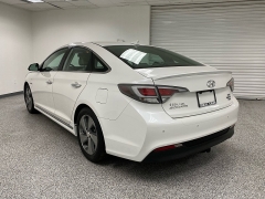 Used 2016 Hyundai Sonata Plug-In Hybrid 4d Sedan Limited at Ideal Cars Llc near Mesa, AZ