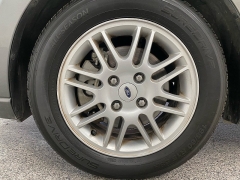 Used 2010  Ford Focus 4d Sedan SE at Ideal Cars Llc near Mesa&comma; AZ