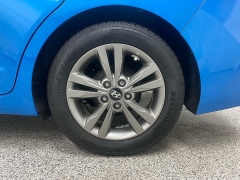 Used 2017  Hyundai Elantra 4d Sedan SE Value Edition at Ideal Cars Llc near Mesa&comma; AZ