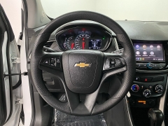 Used 2020 Chevrolet Trax 4d SUV FWD LS at Ideal Cars Llc near Mesa, AZ