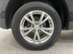 Used 2017  Chevrolet Equinox 4d SUV AWD LT at Ideal Cars Llc near Mesa&comma; AZ