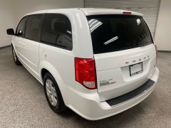 Used 2016  Dodge Grand Caravan 4d Wagon SE at Ideal Cars Llc near Mesa&comma; AZ