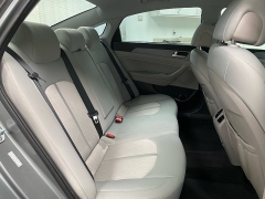 Used 2017  Hyundai Sonata Plug-In Hybrid 4d Sedan at Ideal Cars Llc near Mesa&comma; AZ