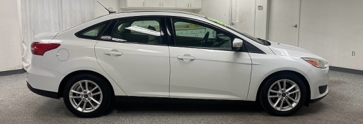 Used 2015  Ford Focus 4d Sedan SE at Ideal Cars Llc near Mesa&comma; AZ