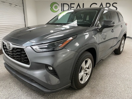 Used 2022 Toyota Highlander LE FWD at Ideal Cars Llc near Mesa, AZ