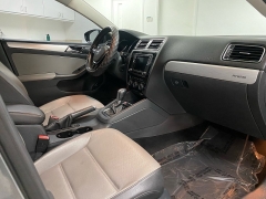 Used 2016 Volkswagen Jetta Hybrid 4d Sedan SEL Premium at Ideal Cars Llc near Mesa, AZ