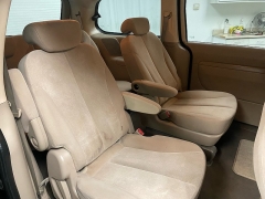 Used 2010  Kia Sedona 4d Wagon LX at Ideal Cars Llc near Mesa, AZ