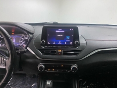 Used 2020 Nissan Altima 4d Sedan FWD 2.5L SR at Ideal Cars Llc near Mesa, AZ