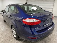 Used 2016  Ford Fiesta 4d Sedan SE at Ideal Cars Llc near Mesa&comma; AZ