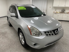 Used 2013  Nissan Rogue 4d SUV FWD SV at Ideal Cars Llc near Mesa&comma; AZ