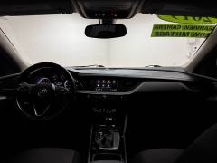 Used 2019  Buick Regal Sportback 4d Hatchback FWD Preferred at Ideal Cars Llc near Mesa&comma; AZ