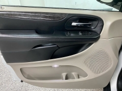 Used 2016  Dodge Grand Caravan 4d Wagon AVP at Ideal Cars Llc near Mesa&comma; AZ