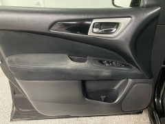 Used 2015  Nissan Pathfinder 4d SUV 4WD SV at Ideal Cars Llc near Mesa&comma; AZ