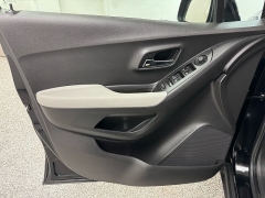 Used 2020  Chevrolet Trax 4d SUV FWD LS at Ideal Cars Llc near Mesa&comma; AZ