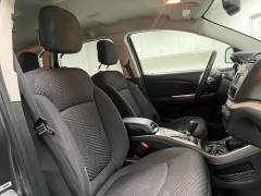 Used 2017  Dodge Journey 4d SUV FWD SE at Ideal Cars Llc near Mesa&comma; AZ