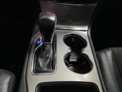 Used 2020  Jeep Grand Cherokee 4d SUV 2WD Laredo Altitude at Ideal Cars Llc near Mesa&comma; AZ