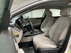 Used 2015  Hyundai Sonata 4d Sedan SE at Ideal Cars Llc near Mesa&comma; AZ