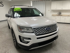 Used 2017  Ford Explorer 4d SUV 4WD Platinum at Ideal Cars Llc near Mesa, AZ