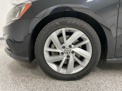 Used 2018 Volkswagen Passat 4d Sedan 2.0T SE at Ideal Cars Llc near Mesa, AZ