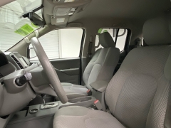 Used 2020  Nissan Frontier Crew Cab 4x2 SV Auto at Ideal Cars Llc near Mesa, AZ