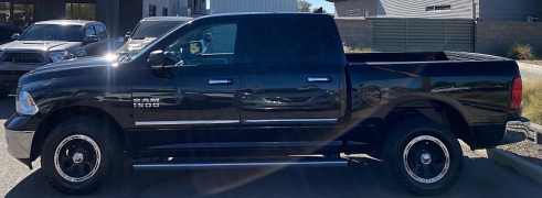 Used 2016  Ram 1500 4WD Crew Cab Big Horn at Ideal Cars Llc near Mesa&comma; AZ