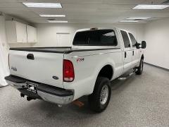 Used 2002 Ford Super Duty F-350 4WD Crew Cab XLT SRW at Ideal Cars Llc near Mesa, AZ