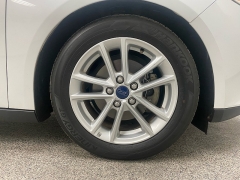 Used 2015  Ford Focus 4d Sedan SE at Ideal Cars Llc near Mesa&comma; AZ