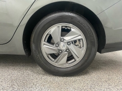 Used 2025  Hyundai Elantra SE IVT at Ideal Cars Llc near Mesa&comma; AZ