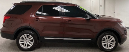 Used 2018  Ford Explorer 4d SUV 4WD XLT at Ideal Cars Llc near Mesa&comma; AZ