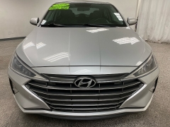 Used 2019  Hyundai Elantra 4d Sedan SE Auto at Ideal Cars Llc near Mesa&comma; AZ