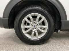 Used 2020  Ford Explorer 4d SUV 4WD Base 2&period;3L EcoBoost at Ideal Cars Llc near Mesa&comma; AZ